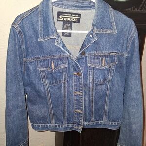 Squeeze Women's Blue Denim Jacket